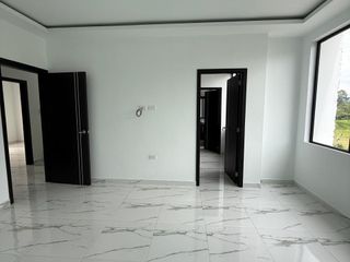 Foto 5 de CASA EN VENTA EN URBANIZACION NUEVO PORTON, VIA LA BENGALA