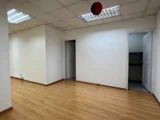 Foto 2 de Oficina en Arriendo – Espaciosa, Moderna y con Excelente Ubicación