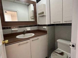 Foto 4 de Oficina en Arriendo – Espaciosa, Moderna y con Excelente Ubicación