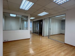 Foto 5 de Oficina en Arriendo – Espaciosa, Moderna y con Excelente Ubicación