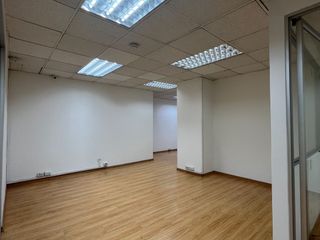 Foto 6 de Oficina en Arriendo – Espaciosa, Moderna y con Excelente Ubicación