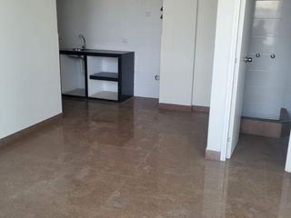 Foto 2 de VENDO PRECIOSO DPTO  ESTRENO SURQUILLO LIMITE SURCO