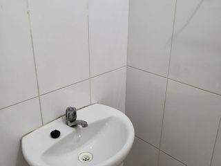 Foto 7 de ALQUILO OFICINA O CONSULTORIO 25 M2