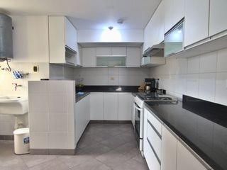 Foto 7 de 🏡 ¡Alquiler de Departamento Semi-Amoblado en Miraflores! Ubicación Premium y Excelente Iluminación 🌟