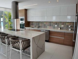 Foto 18 de Casa de Venta en manta zona sur ciudad del Mar YT