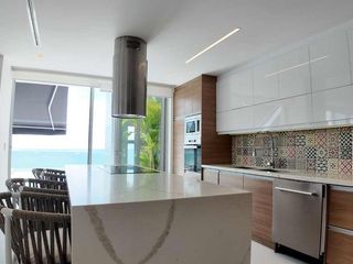 Foto 19 de Casa de Venta en manta zona sur ciudad del Mar YT