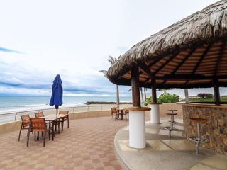 Foto 85 de Casa de Venta en manta zona sur ciudad del Mar YT