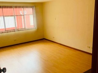 Foto 2 de Casa en arriendo en Cuenca Ecuador