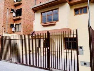 Foto 1 de Casa en arriendo en Cuenca Ecuador