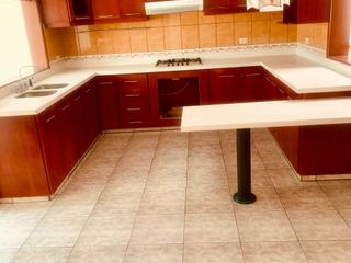 Foto 10 de Casa en arriendo en Cuenca Ecuador