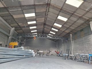 Foto 10 de VENTA GALPON INDUSTRIAL DE OPORTUNIDAD, NORTE DE QUITO, SECTOR LA CRISTIANIA