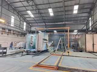Foto 16 de VENTA GALPON INDUSTRIAL DE OPORTUNIDAD, NORTE DE QUITO, SECTOR LA CRISTIANIA