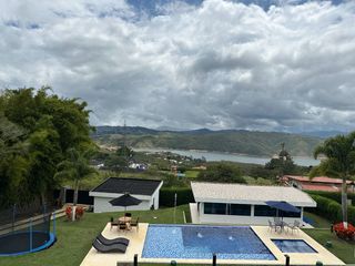 Foto 41 de Venta de Imponente Finca de Lujo en el Corazón del Lago Calima – Un Refugio Exclusivo para los Amantes del Lujo, los Deportes Acuáticos y la Vida en F