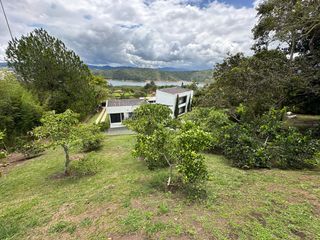 Foto 56 de Venta de Imponente Finca de Lujo en el Corazón del Lago Calima – Un Refugio Exclusivo para los Amantes del Lujo, los Deportes Acuáticos y la Vida en F