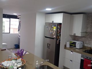 Foto 4 de VENTA ESTRATEGICO APTO  - CONTIGUO CCIAL PREMIER LIMONAR