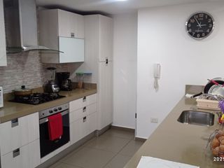 Foto 6 de VENTA ESTRATEGICO APTO  - CONTIGUO CCIAL PREMIER LIMONAR