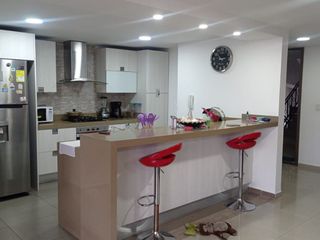 Foto 7 de VENTA ESTRATEGICO APTO  - CONTIGUO CCIAL PREMIER LIMONAR