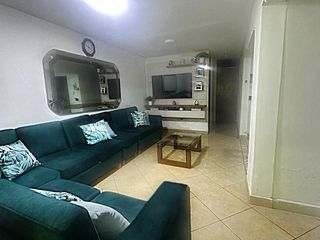 Foto 2 de VENTA DE CASA EN :  LA URB ANTONIA MORENO DE CACERES- VENTANILLA