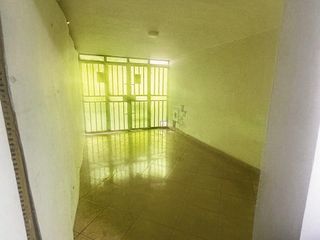 Foto 5 de VENTA DE CASA EN :  LA URB ANTONIA MORENO DE CACERES- VENTANILLA