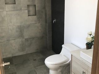 Foto 5 de CRÉDITO DIRECTO, CASA CON PROYECCIÓN AL SEGUNDO PISO (ONTANEDA - CONOCOTO).