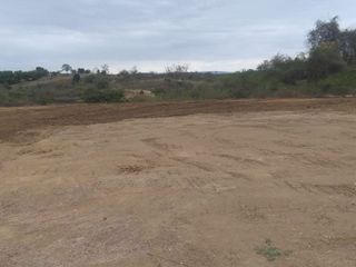Foto 5 de VENDO LOTE DE TERRENO URBANIZACIÓN LOMAS DEL BOSQUE KM.33 VIA A LA COSTA, PROVINCIA GUAYAS.