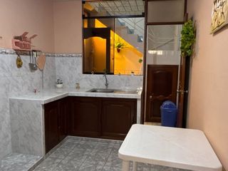 Foto 5 de VENTA CASA URB. SAN ISIDRO I ETAPA - TRUJILLO