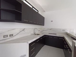 Foto 6 de SE RENTA DEPARTAMENTO EN EL CENTRO DE MACHALA