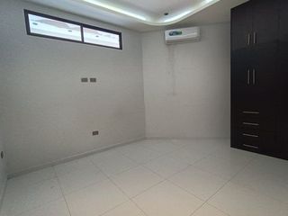 Foto 8 de SE RENTA DEPARTAMENTO EN EL CENTRO DE MACHALA