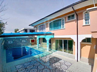 Foto 14 de Renta de Residencia con piscina en La Primavera - San Patricio, Cumbaya