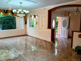 Foto 19 de Renta de Residencia con piscina en La Primavera - San Patricio, Cumbaya
