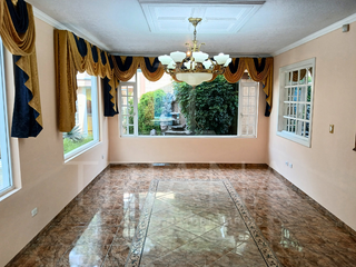 Foto 20 de Renta de Residencia con piscina en La Primavera - San Patricio, Cumbaya