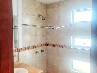 Foto 7 de RENTO casa de 120 M2 con 3 hab ,2 parqueos en Calderón