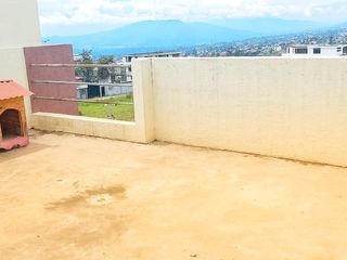 Foto 10 de RENTO casa de 120 M2 con 3 hab ,2 parqueos en Calderón