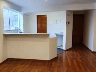 Foto 5 de Villa María del Triunfo Venta Departamento 75.65M2 $65,000 Calle Manco Inca 110 Piso 5 (Tarapacá). Urb. José Carlos Mariátegui.