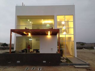 Foto 1 de SE VENDE HERMOSA CASA DE PLAYA EN CONDOMINIO CORAL
