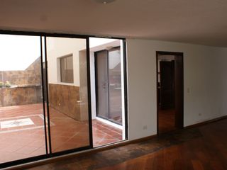 Foto 37 de Venta - Casa - Urbanización El Condado - Norte - Quito