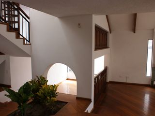 Foto 39 de Venta - Casa - Urbanización El Condado - Norte - Quito