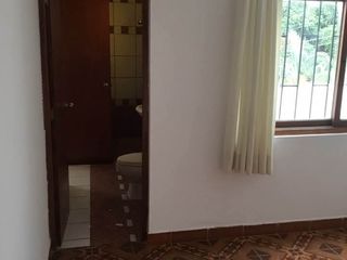 Foto 2 de CASA EN ALQUILER - SAN ISIDRO - ICA - A MEDIA CUADRA DE LA AV. SAN MARTIN - EX SUNAFIL