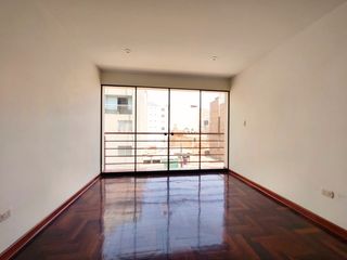Foto 2 de Departamento con 2 habitaciones frente a Megaplaza