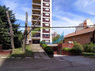 Foto 1 de BARRIO NORTE - GESELL - UNICA UNIDAD 3 AMBIENTES EN VENTA