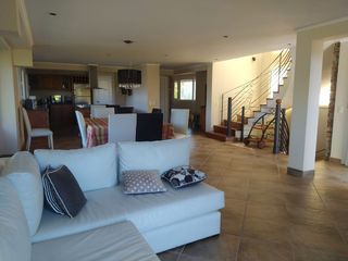 Foto 13 de VENTA - MAR DE LAS PAMPAS - EXCLUSIVO CHARLET ESTILO AMERICANO