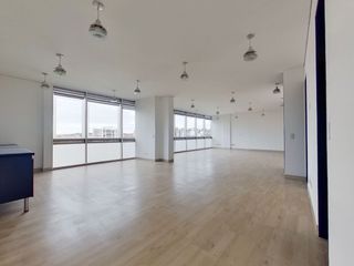 Foto 8 de Oficina en Arriendo en Santa Barbara Uzaque 702