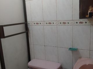 Foto 6 de Vendo Casa Rentera de 2 plantas Guayacanes norte de Guayaquil