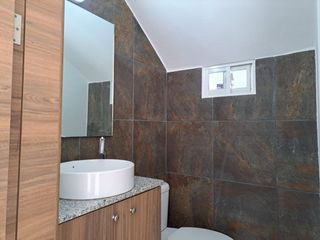 Foto 5 de casa en alquiler ubicada en manta zona sur L/F