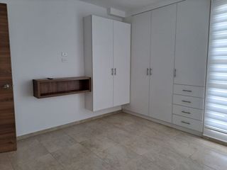 Foto 8 de casa en alquiler ubicada en manta zona sur L/F