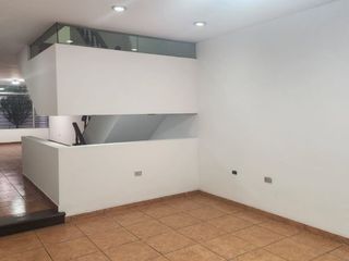 Foto 3 de LINDA CASA 260M2 CERCA AL JOCKEY EN SAN BORJA