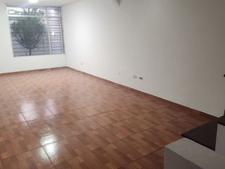 Foto 1 de LINDA CASA 260M2 CERCA AL JOCKEY EN SAN BORJA