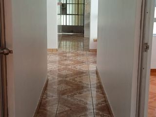 Foto 8 de ALQUILO AMPLIO E ILUMINADO DPTO 3 DORM 2DO PISO PROLG JPRADO ATE