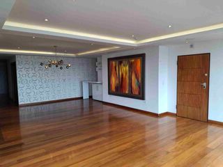 Foto 8 de Penthouse renta 217 m2 3 habitaciones 2 terrazas 212 m2 sector Quito Tenis