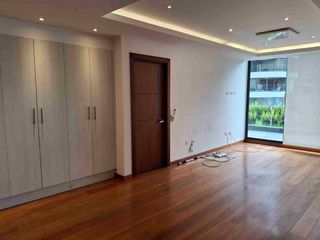 Foto 42 de Penthouse renta 217 m2 3 habitaciones 2 terrazas 212 m2 sector Quito Tenis